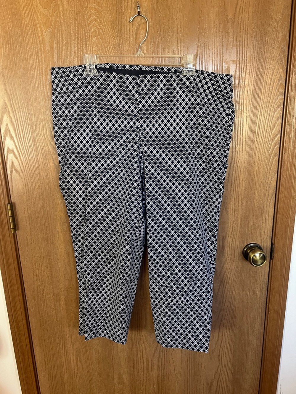 Kenar Navy & White Cropped Patterned Ankle Pants